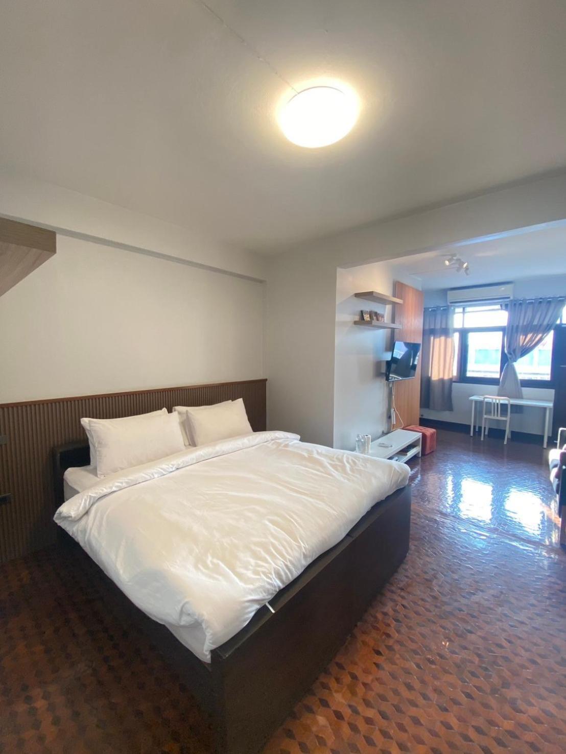 Marhaba House Hotel Chiang Mai Exterior photo